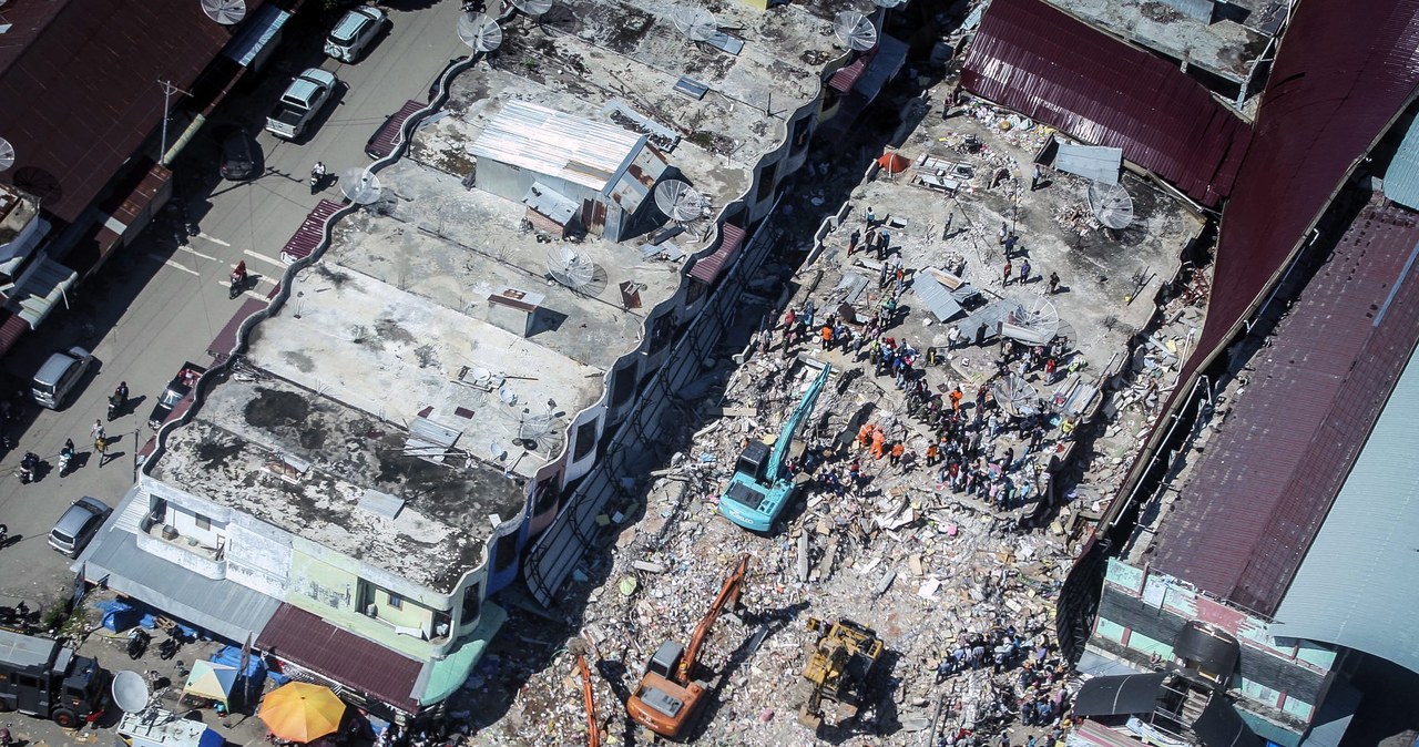 Trzęsienie ziemi w Indonezji: Ponad 100 ofiar śmiertelnych, setki zawalonych budynków