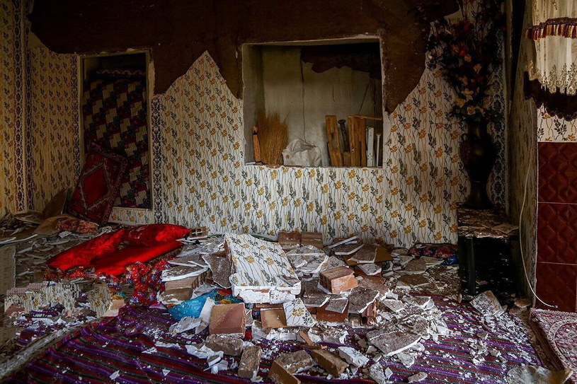 Trzęsienie ziemi w Iranie /IRANIAN RED CRESCENT /PAP/EPA
