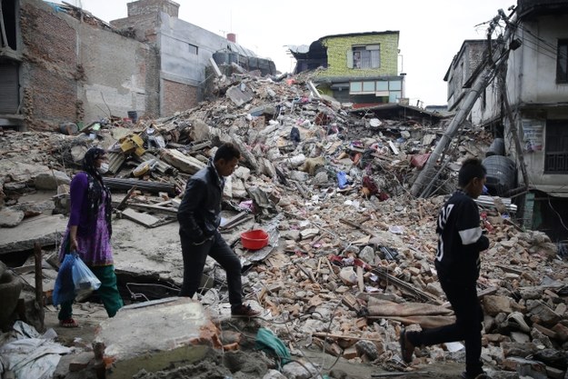 Trzęsienie ziemi w Nepalu było najsilniejsze od 81 lat /Narendra Shrestha /PAP/EPA
