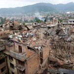 Trzęsienie ziemi w Nepalu: Liczba ofiar przekroczyła 4000