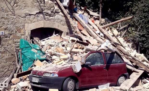 Trzęsienie ziemi we Włoszech. Kilkaset osób pod gruzami