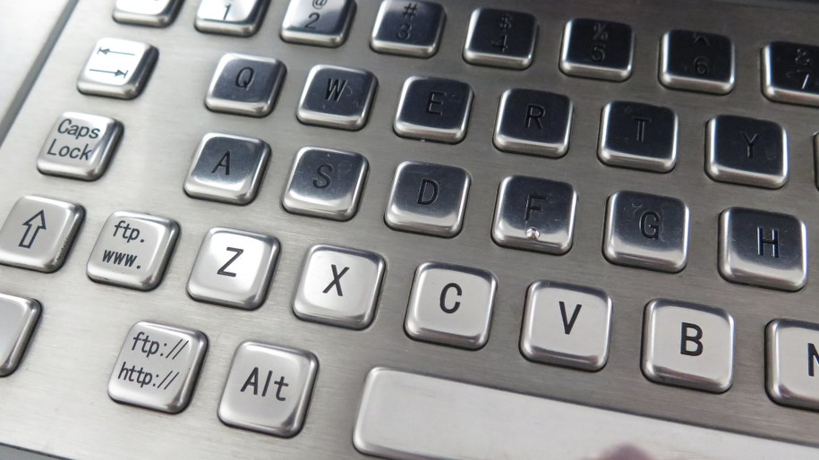 Trzy czwarte Polaków w ciągu ostatniego roku szukało w internecie informacji na temat zdrowia /Paweł Pawłowski /RMF FM