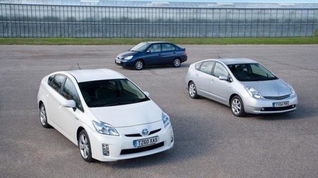 Trzy generacje Toyoty Prius /Toyota