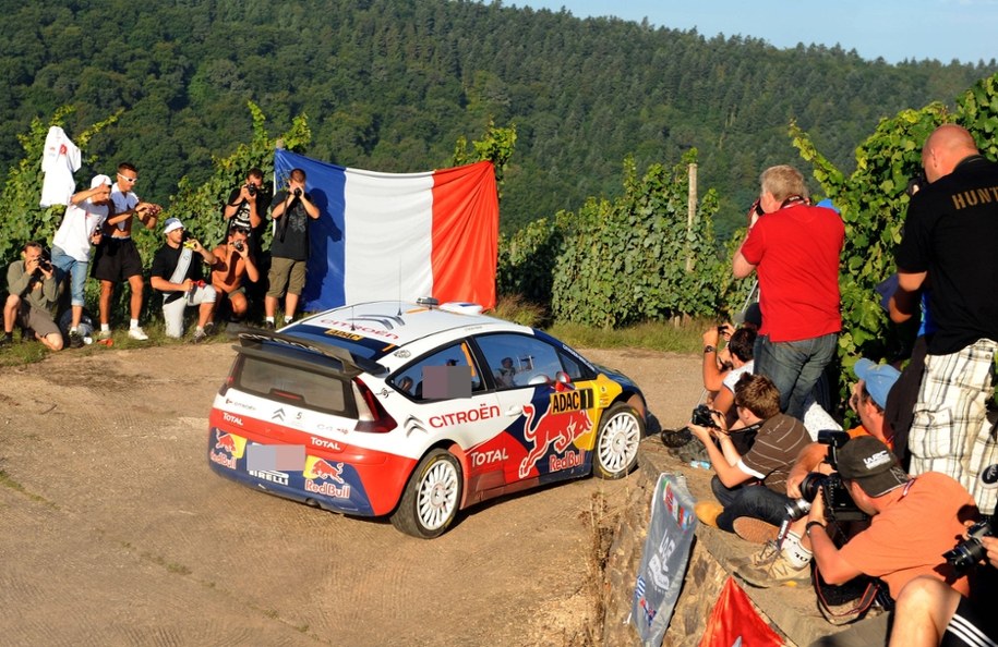 Tragiczny wypadek podczas rajdu. Trzy osoby nie żyją