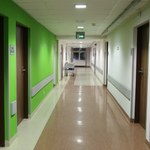 Trzy osoby zatruły się nieznaną substancją w szpitalu w Dąbrowie Górniczej