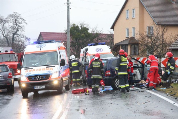 Trzy osoby zostały ranne / Fot: ratownictwo.opole.pl /Informacja prasowa