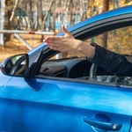 Trzy palce w górze i wszystko jasne. Tajne kody doświadczonych kierowców