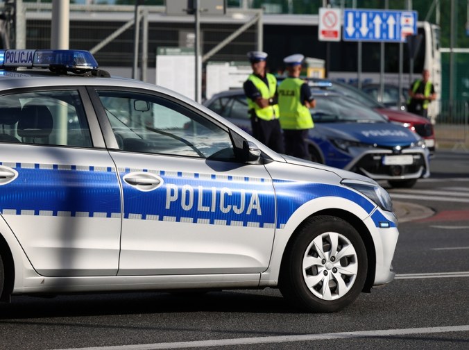 Trzy radiowozy rozbite. Karambol po policyjnym pościgu