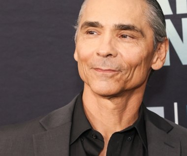 Trzydzieści lat czekali na opowiedzenie tej historii. Mroczny serial nikogo nie pozostawi obojętnym