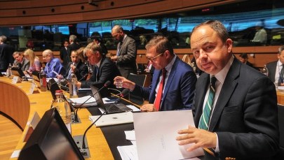 Trzygodzinne opóźnienie, zmęczeni ministrowie. Tak wyglądało wysłuchanie Polski w Luksemburgu 