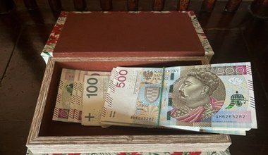 Trzymasz pieniądze w domu? Uważaj, te miejsca złodzieje sprawdzą jako pierwsze