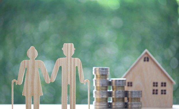 Trzynaste emerytury trafiły do seniorów. To łącznie 15 mld zł