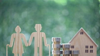 Trzynaste emerytury trafiły do seniorów. To łącznie 15 mld zł