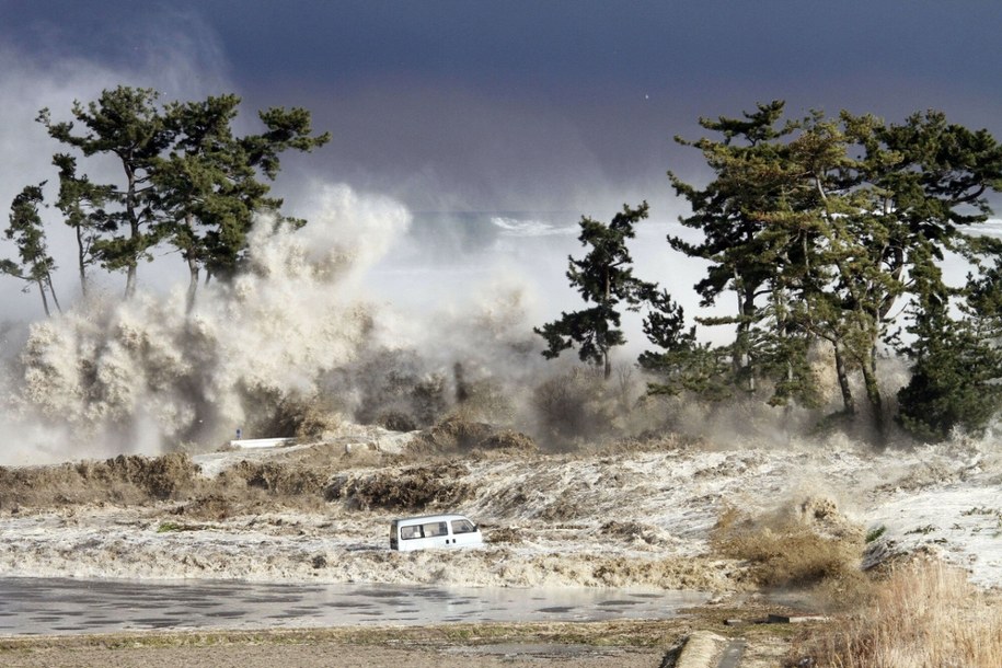 Tsunami i trzęsienie ziemi w Japonii w 2011 roku /AFP/EAST NEWS /East News