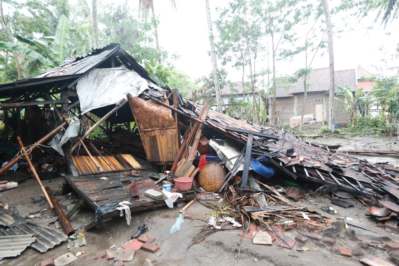 Tsunami w Indonezji: Setki zginęły w kataklizmie. Trwa dramatyczna akcja ratunkowa