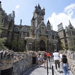 Tu powstał park rozrywki w uniwersum Harry'ego Pottera. Miłośnicy Hogwartu zachwyceni 