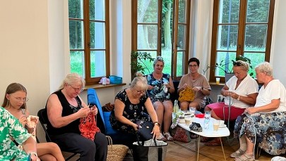 "Tu się hekluje". Niezwykłe warsztaty szydełkowania w Bytomiu