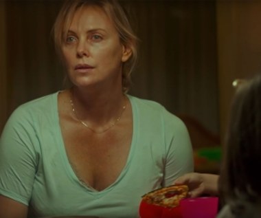 "Tully": Metamorfoza Charlize Theron