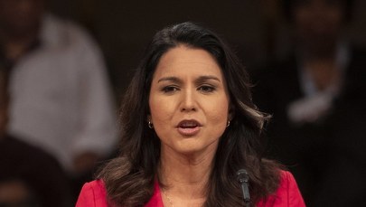 Tulsi Gabbard rezygnuje z wyścigu o nominację Demokratów