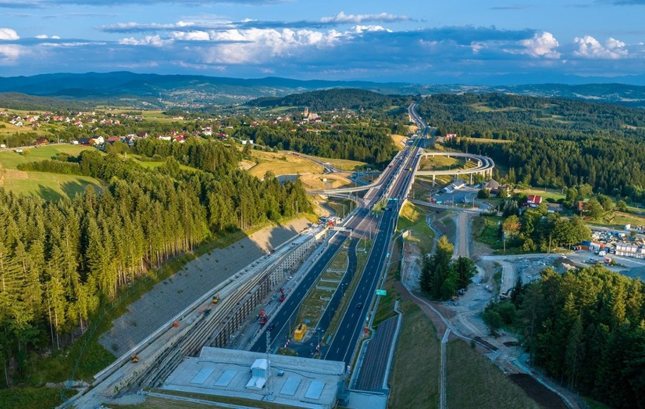 Tunel "osiągnął" imponujący wynik — zanotowano tam już 22 miliony przejazdów, co potwierdziła Generalna Dyrekcja Dróg Krajowych i Autostrad. /Krzysztof Nalewajko /GDDKiA