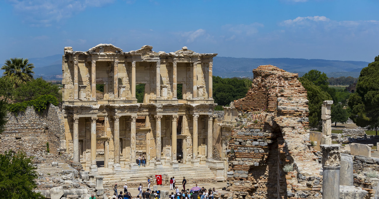 Turcja. Ruiny starożytnego miasta Efez /123RF/PICSEL