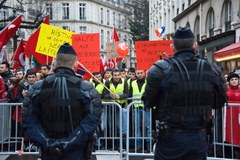 Turcy protestowali przed francuskim parlamentem