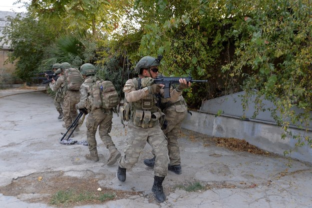 Tureccy żołnierze na granicy z Syrią /TURKISH DEFENCE MINISTRY HANDOUT /PAP/EPA