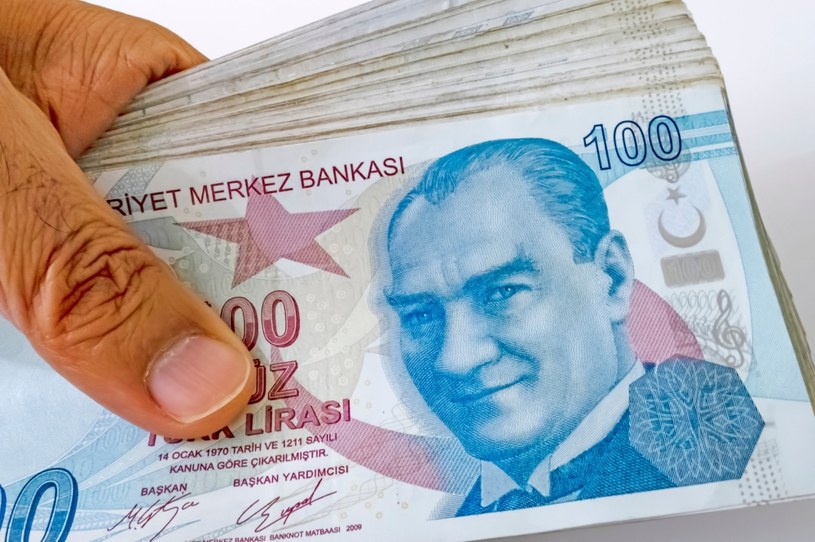 Turecka pensja minimalna została po raz kolejny podniesiona. /123RF/PICSEL