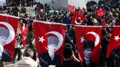 Turecki sąd skazał sędziego trybunału ONZ. Za "członkostwo w organizacji terrorystycznej"