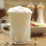 nawadnianie Turecki sposób na największe upały. Jak przygotować idealnie puszysty ayran w domu?