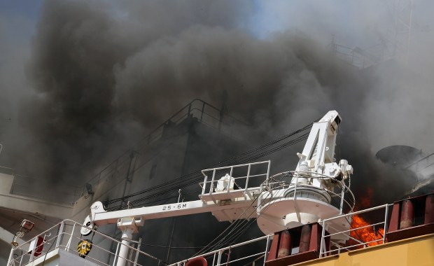 Turecki statek trafiony rosyjską rakietą w porcie w Chersoniu