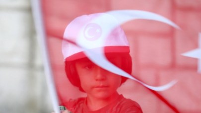 Tureckie władze zamykają media w reakcji na pucz. Chodzi o ponad 100 redakcji