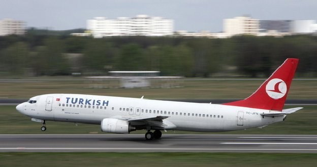 Turkish Airlines po fuzji z LOT-em stałyby się czwartą co do wielkości europejską linią lotniczą /AFP