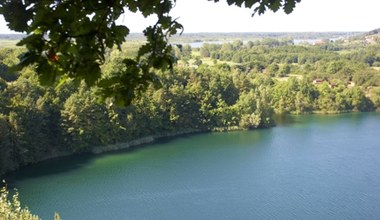 Turkus jak z bajki. To jeziora zachwyca kolorem i jest dobre na wiosenny wypad 