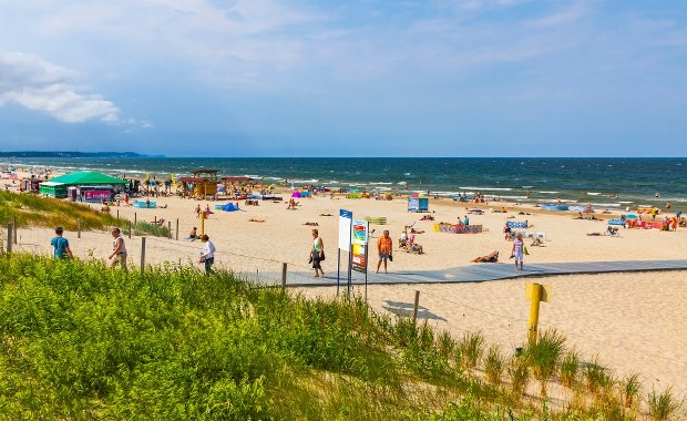Turyści dojadą do plaży na Warszowie w Świnoujściu
