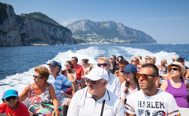 Turyści odetchną? Tam nękaniu i nagabywaniu powiedziano: Nie