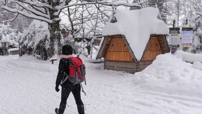 Turyści opuścili schroniska nad Morskim Okiem i w Dolinie Roztoki