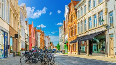 ​Turyści "rozkradają" miasto kawałek po kawałku. Miejscowi mają dość