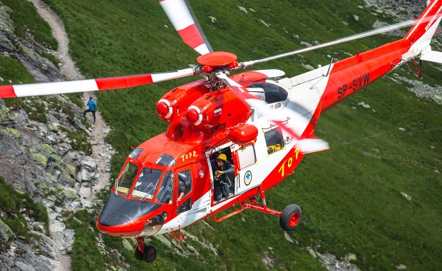 Turysta spadł spod Rysów. Zsunął się 300 metrów