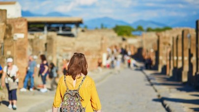 Turysta z Polski w poważnych tarapatach. Chciał zabrać pamiątkę z Pompejów