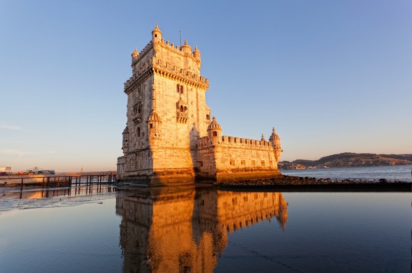 Turystów w Portugalii mniej o 61 proc. niż przed pandemią. Nz. Lizbona, Torre de Belém u ujścia Tagu do Atlantyku /123RF/PICSEL