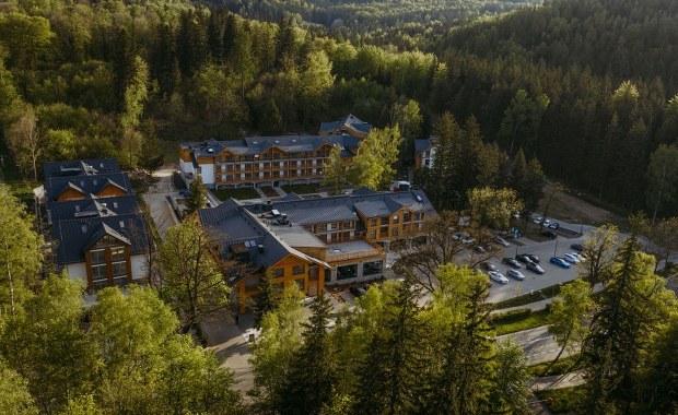 Turystyczne oblężenie Karpacza. Trudno o wolne miejsce