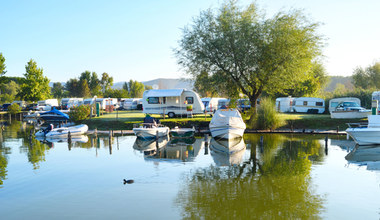 Turystyka. Hotel, pensjonat, camping czy letni obóz?