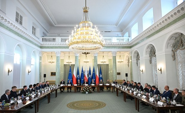 Tusk i Cenckiewicz zgodnie po RBN: ​Odrzucamy dezinformacje, że to Ukraina stoi za atakiem