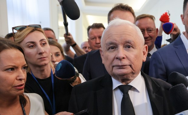 Tusk mówił o "rosyjskich wpływach" za rządów PiS. Kaczyński odpowiada