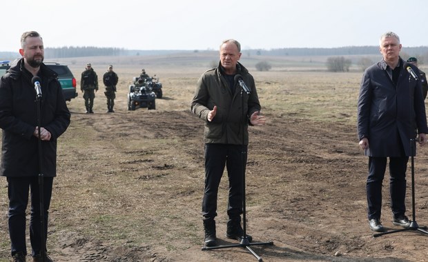 Tusk na granicy z Białorusią. Chwalił się statystykami