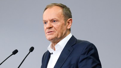 Tusk obiecuje gminom miliardy na remonty mieszkań i kamienic