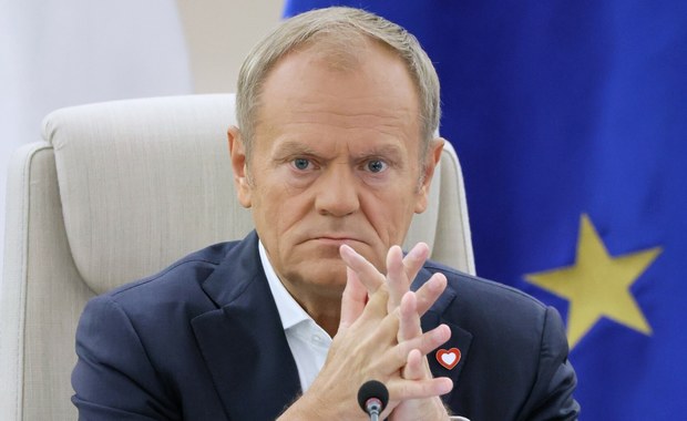 Tusk odpowiada na krytykę: Prawo do azylu jest wykorzystywane instrumentalnie