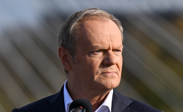 Tusk ostro o PiS. "Pozostawił po sobie spaloną ziemię"