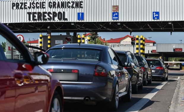 Tusk: Polska otwiera granicę z Białorusią